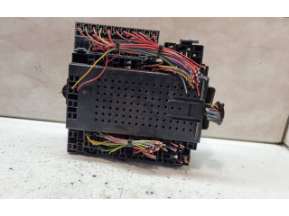 Блок предохранителей 30679527, 08696098 Volvo V70