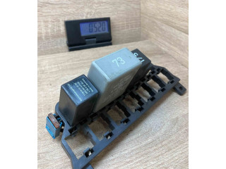 Pojistková skříňka 8D0937503E Audi A3 S3 8L 1996