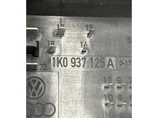 Блок предохранителей 1K0937125A Skoda Octavia Mk2 (1Z)