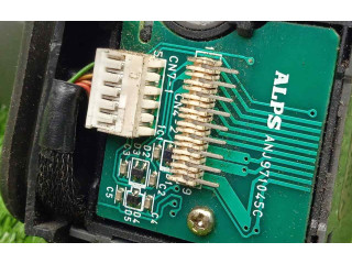 Ручка стеклоочистителей 9452387   Volvo S80