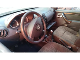 Вентилятор радиатора     8200880555    Dacia Duster 1.6