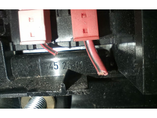 Блок предохранителей  2115452601, 320CDIV6   Mercedes-Benz ML W164    