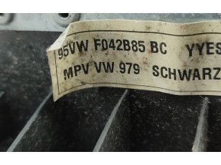 Подушка безопасности водителя 95VWF042B85BC Ford Galaxy