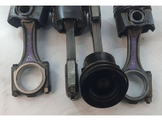  Поршень с шатуном    Peugeot Expert  