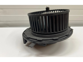 Вентилятор печки    5Q1819021B, 5q0907521c   Audi A3 S3 8V