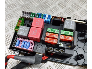 Pojistková skříňka A1675454000 Mercedes-Benz EQC 2023