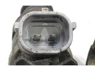 Топливная рампа MR988977   Mitsubishi Colt  