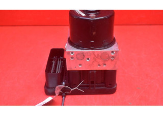 Блок АБС 6772213, 6772213 BMW X3 E83 2003 - 2010 года