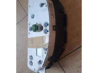 Панель приборов 8637994, 8602472   Volvo V70       