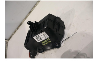 Блок предохранителей 5Q0907361B   Skoda Octavia Mk3 (5E)    