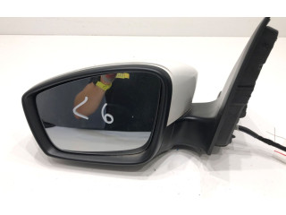 Зеркало электрическое Skoda Fabia Mk3 (NJ) 2015 - 2021 года