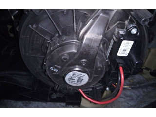 Вентилятор печки    5Q1819021E   Audi A3 S3 8P