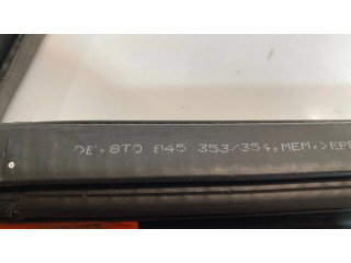 Уплотнительная резина (на передний дверях)