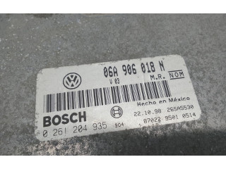 Блок управления двигателя 06A906018N, 0261204935   Volkswagen New Beetle