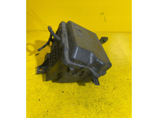 Блок предохранителей RZ3R10P3K2 Peugeot 2008 I