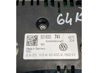 Панель приборов 5G1920741   Volkswagen Golf VII       