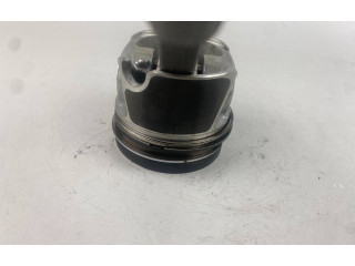 Поршень с шатуном 04LA, 011A Volkswagen Golf VII