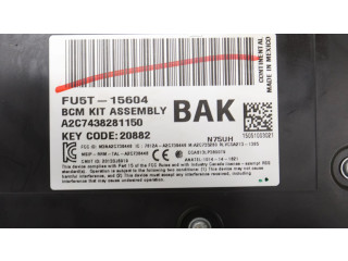 Блок предохранителей  DG9T-14B476-B   Ford S-MAX    