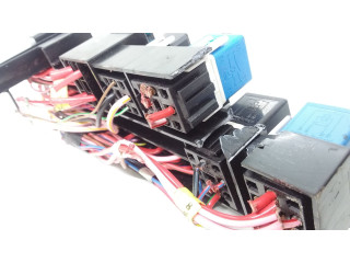 Pojistková skříňka 1685450240, A0025421319 Mercedes-Benz A W168 1998