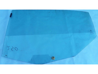 Основное стекло задних дверей