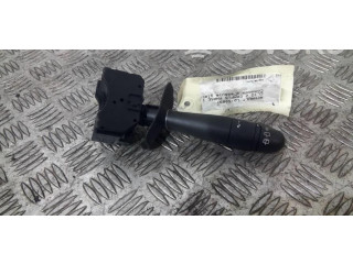 Ручка стеклоочистителей 7701051760 Renault Clio II