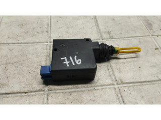 Двигатель центрально замка