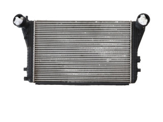 Интеркулер 1K0145803E Audi A3 S3 8P