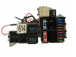   Pojistková skříňka 7L0937503   Audi Q7 4L 2008