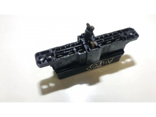 Блок предохранителей  ge6s, 5335   Mazda 626    