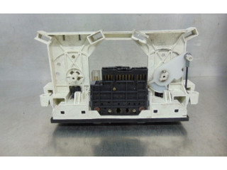 Блок управления климат-контролем Mitsubishi Carisma