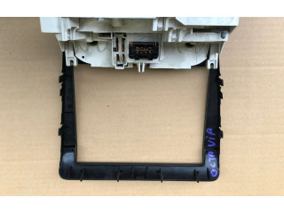 Блок управления климат-контролем    Skoda Octavia Mk1 (1U)