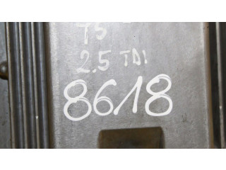 Řídící jednotka Volkswagen Multivan T5 2009