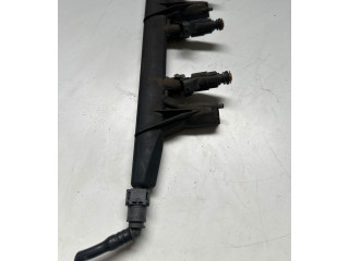 Топливная рампа 9676020480   Citroen C4 Cactus  