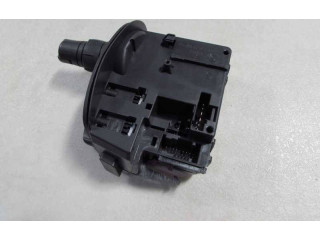 Ручка стеклоочистителей 88103009, 48328   Renault Clio III