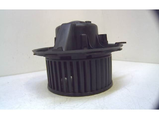 Вентилятор печки       Volkswagen Caddy