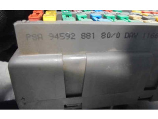 Vstřikovací lišta 9459288180 Peugeot 406 LFY