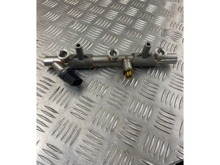 Vstřikovací lišta 06E130089AA Audi A8 S8 D4 4H