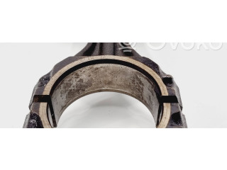  Поршень с шатуном    Volkswagen PASSAT B4  