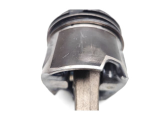 Píst Volkswagen Touareg II CASA