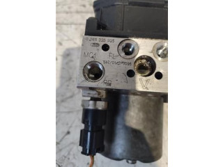 Pojistková skříňka Блок управления ABS 265225325 Toyota Avensis Verso 2001