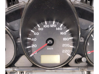 Přístrojová deska Mitsubishi Carisma 1998