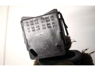 Включатель скорости стеклоочистителей 09185413, 09185414 Opel Meriva A