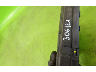 Pojistková skříňka 9653667780 Peugeot 206 2005