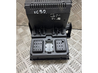 Блок предохранителей 30765647, 28043320   Volvo XC90    