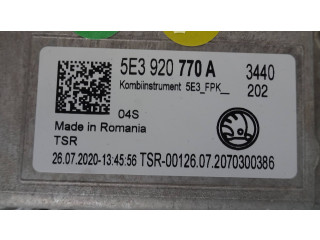 Панель приборов 5E3920770A Skoda Octavia Mk4