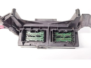 Блок предохранителей 04692114AC, 52561L Jeep Grand Cherokee (WK)