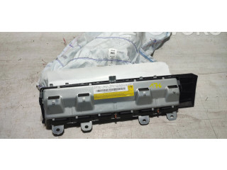 Подушка безопасности для колен A1768600000, 617377900G   Mercedes-Benz A W176