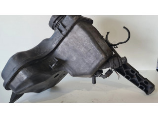 Расширительный бачок охлаждающей жидкости    