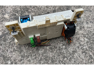 Блок предохранителей 31268178, 31268178 Volvo C70