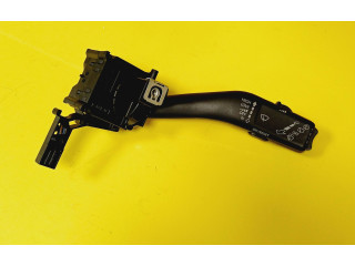 Ручка стеклоочистителей 1K0953519J   Skoda Octavia Mk2 (1Z)